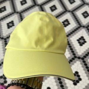 NWT - lululemon fast and free hat w *pony